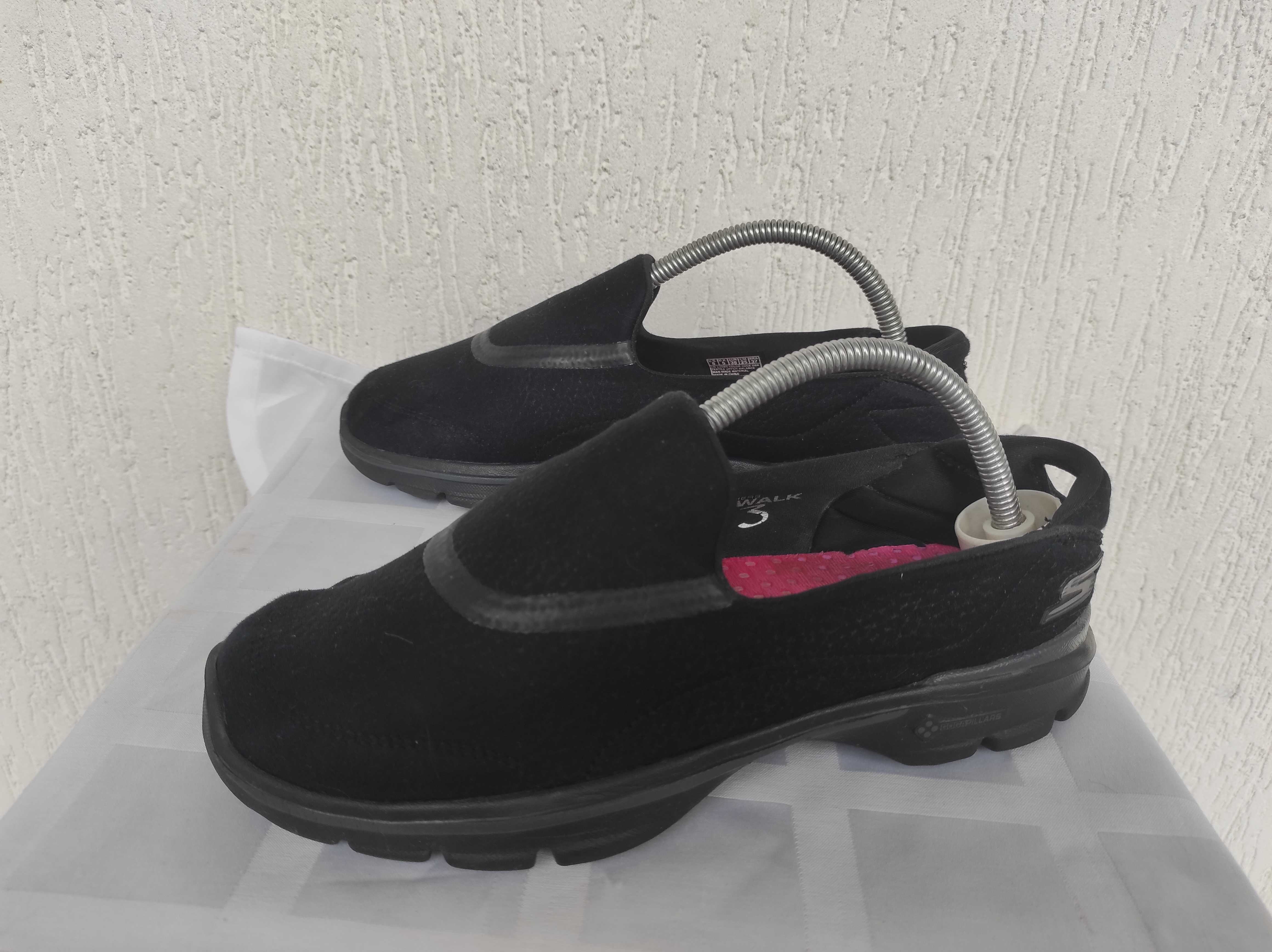 Мокасини текстильние Skechers Goga Pillars р.38