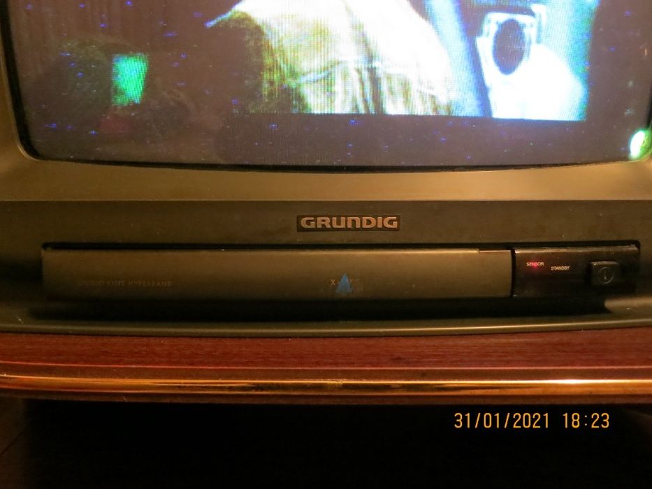 Телевизор Grundig GR 2050 TX
