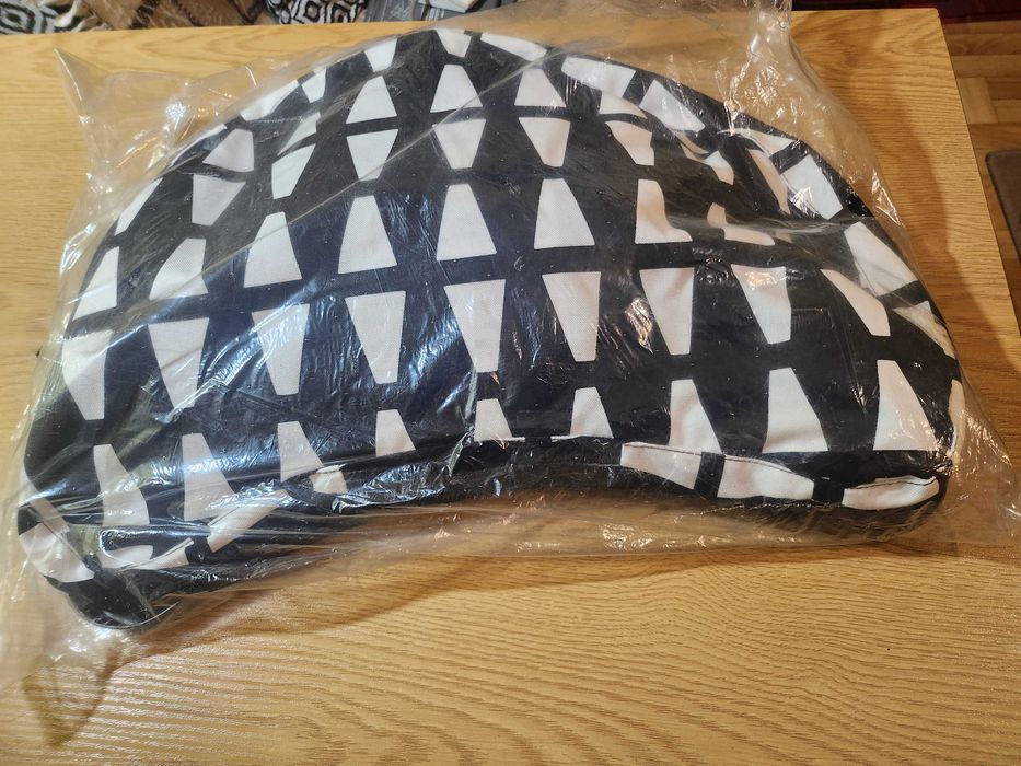 Ikea ÖJULF Podstawka pod laptopa  52x38 cm