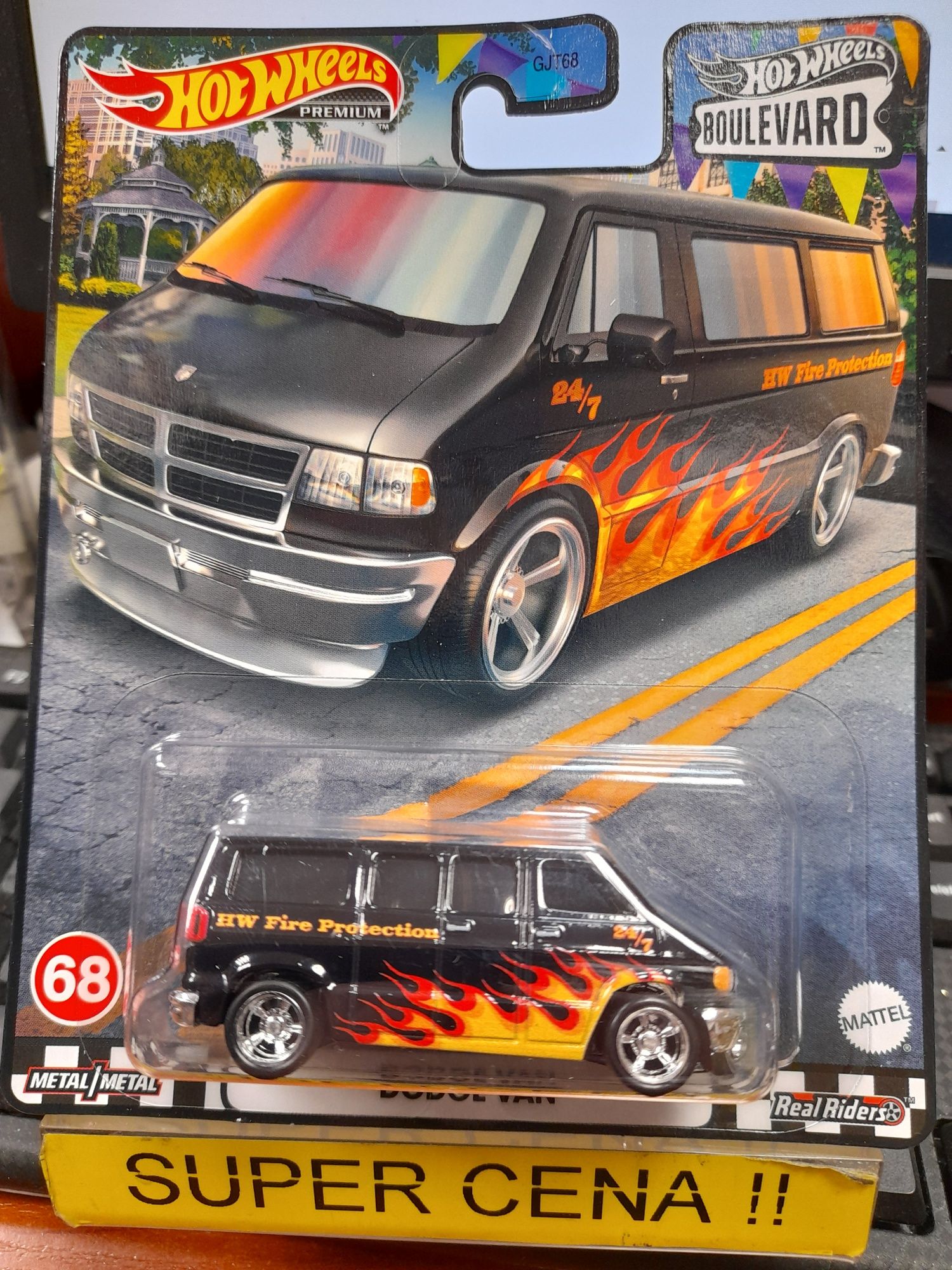 Hot Wheels Premium Boulevard 68 Model HKF15 Dodge Van