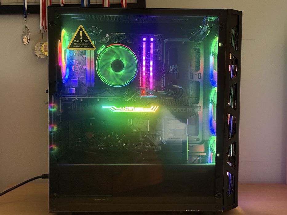 Komputer | Ryzen 5 5600X | RTX 3070Ti | B550 | 32GB | 1TB M.2 SSD
