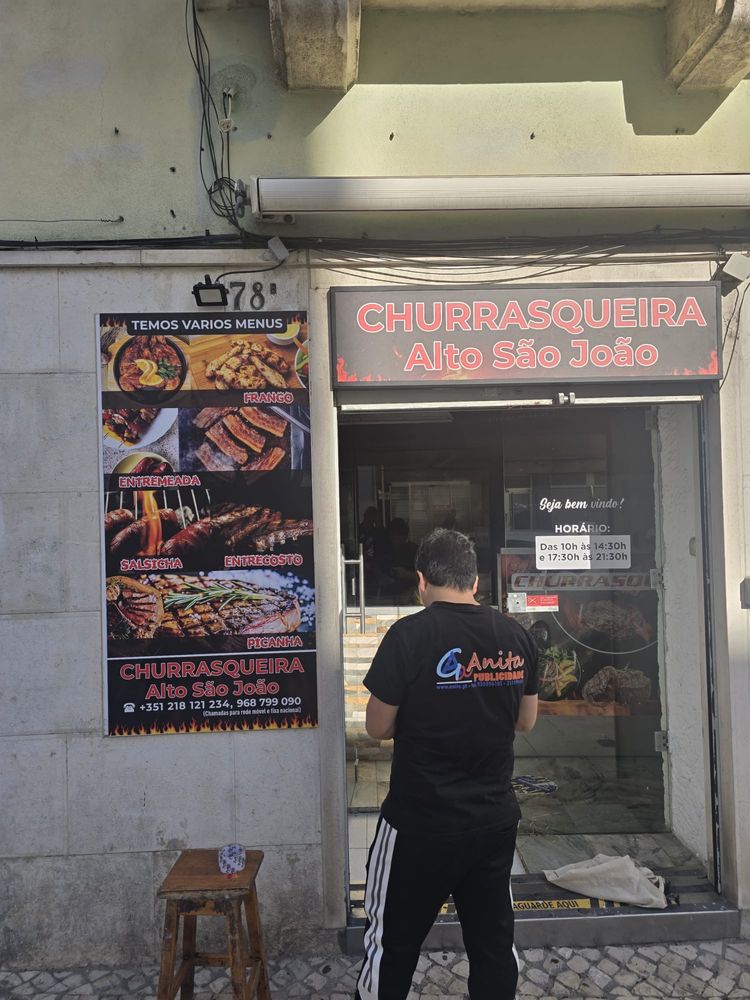 Trespasse de Churrasqueira Lisboa em funcionamento