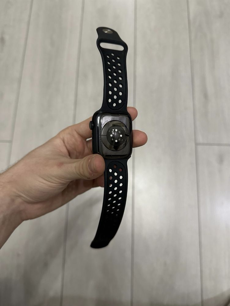 Apple Watch / Series 8 45mm GPS/ Midnight /