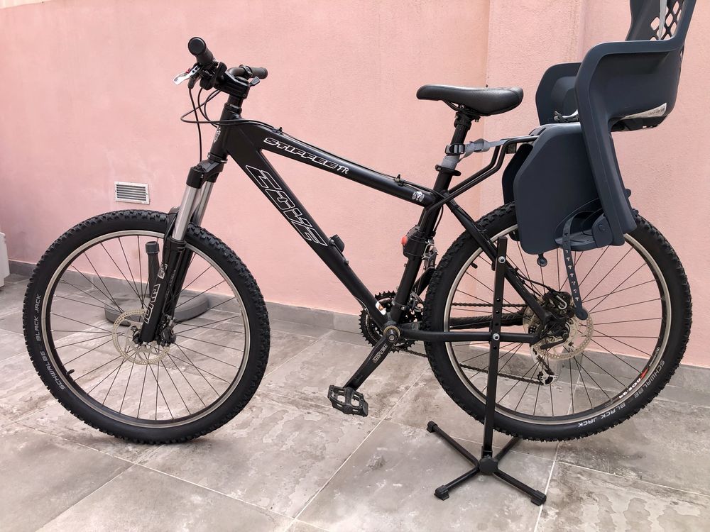 Bicicleta BTT montanha - Cove Stiffee FR  hardtail com pouco uso