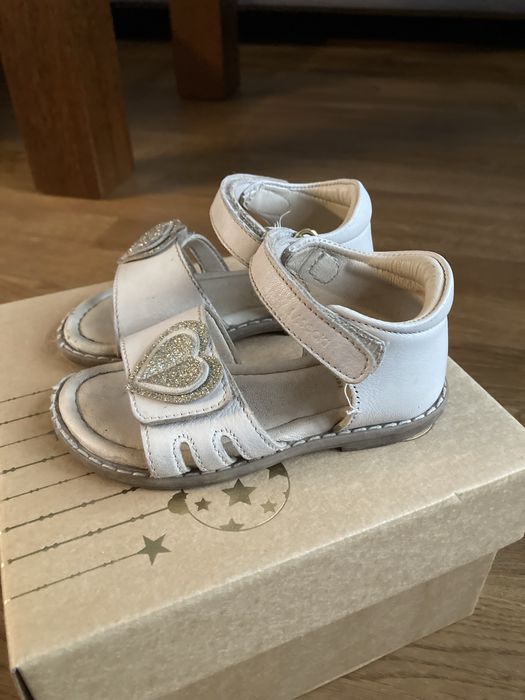 Sandały dziewczęce Lasocki 25