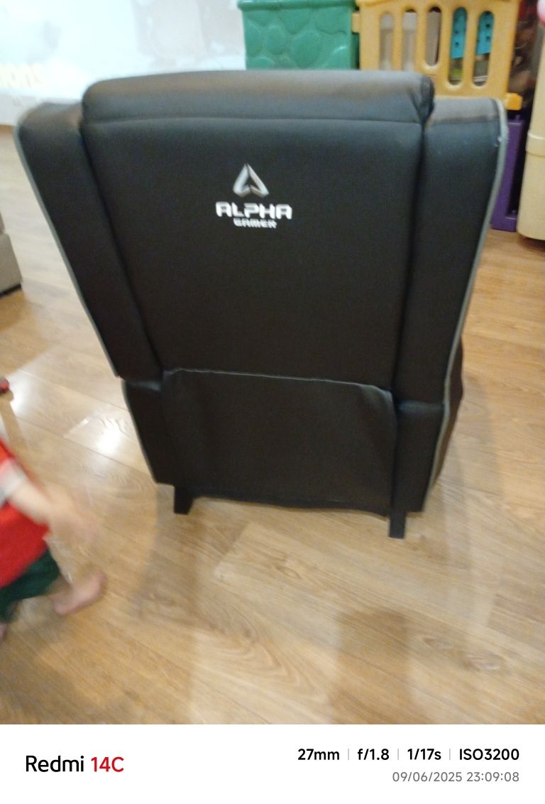 Poltrona gamer bom estado