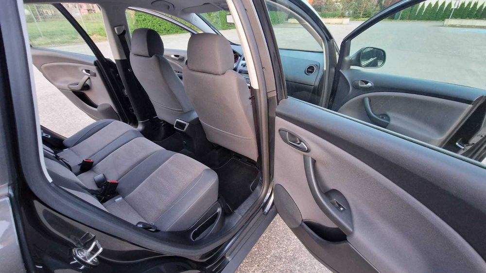 Seat Altea XL  I rej. 2011 /   Klimatronic / Po wymianie rozrządu