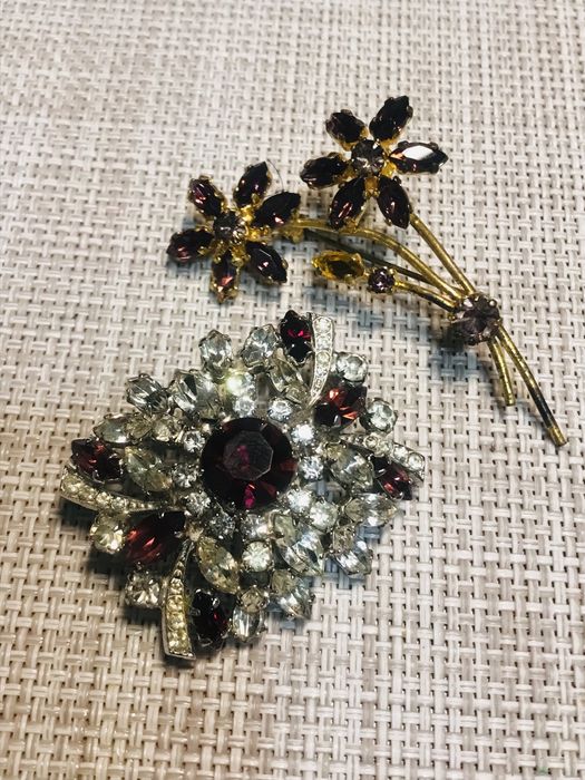 Вінтажні брошки.Лот вінтажних намист із штучних перлів і бісеру .