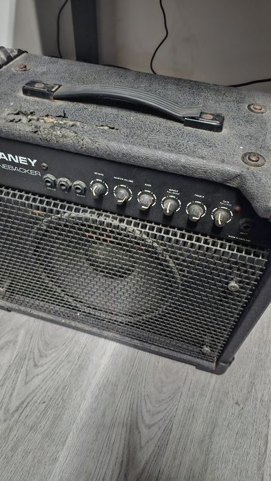 Amplificador Laney
