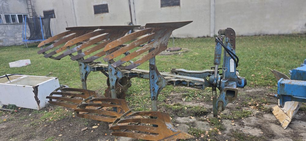 Sprzedam pług 3 skibowy obrotowy lemken opal 110 azurowy