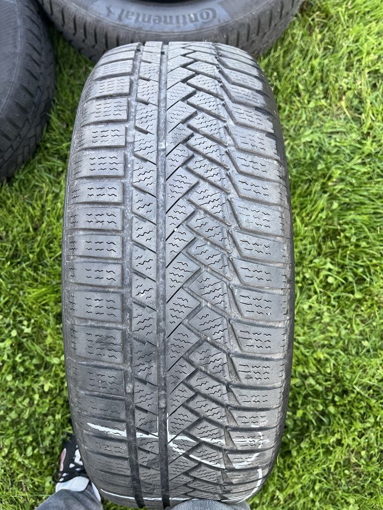 Felgi BMW 16” 5x120 z oponami zimowymi Continental. f20 F30