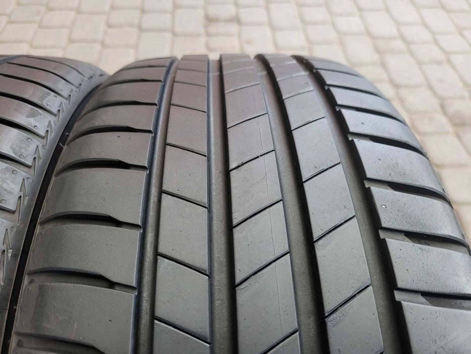 215 / 40  R 18   Bridgestone