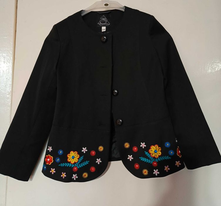 Піджак жакет вишитий вишиванка дитяча