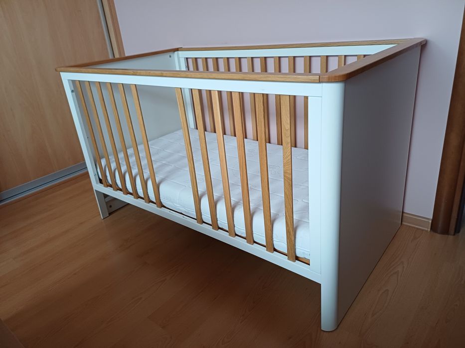 Łóżeczko dziecięce Bellamy Ruban 140x70 z barierką, jak nowe!