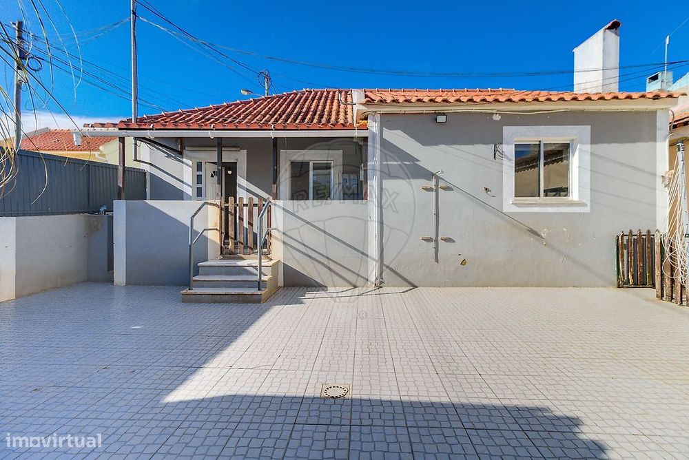 Moradia T4 para venda