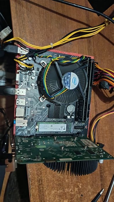 Xeon e3 1230 v2 + 16 gb + материнська плата h61 з nvme.m2