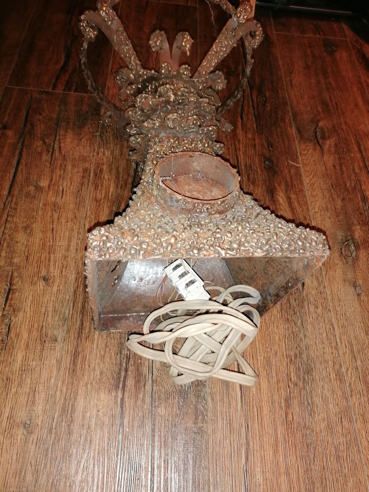 Stara lampa projekt zabytkowa biurkowa