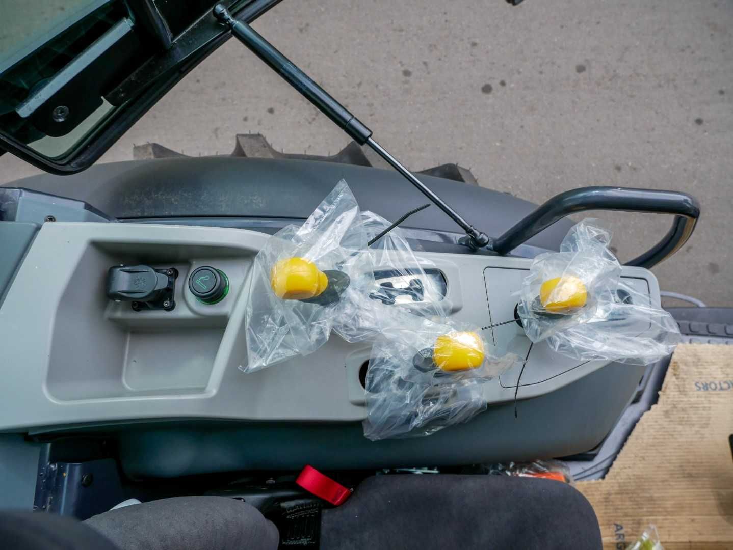 McCormick X4.100N XtraShift Nowy - Dostępny od ręki !