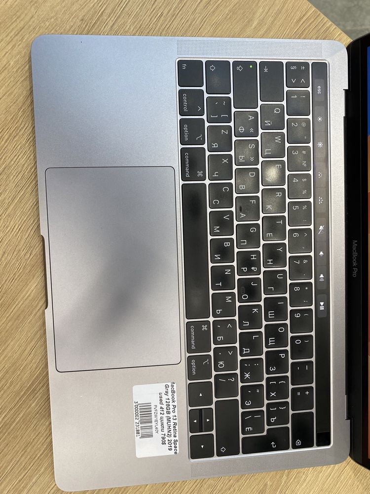 lacBook Pro 13 Retina Space Gray 128GB (MUHN2) 2019 used 412 циклів