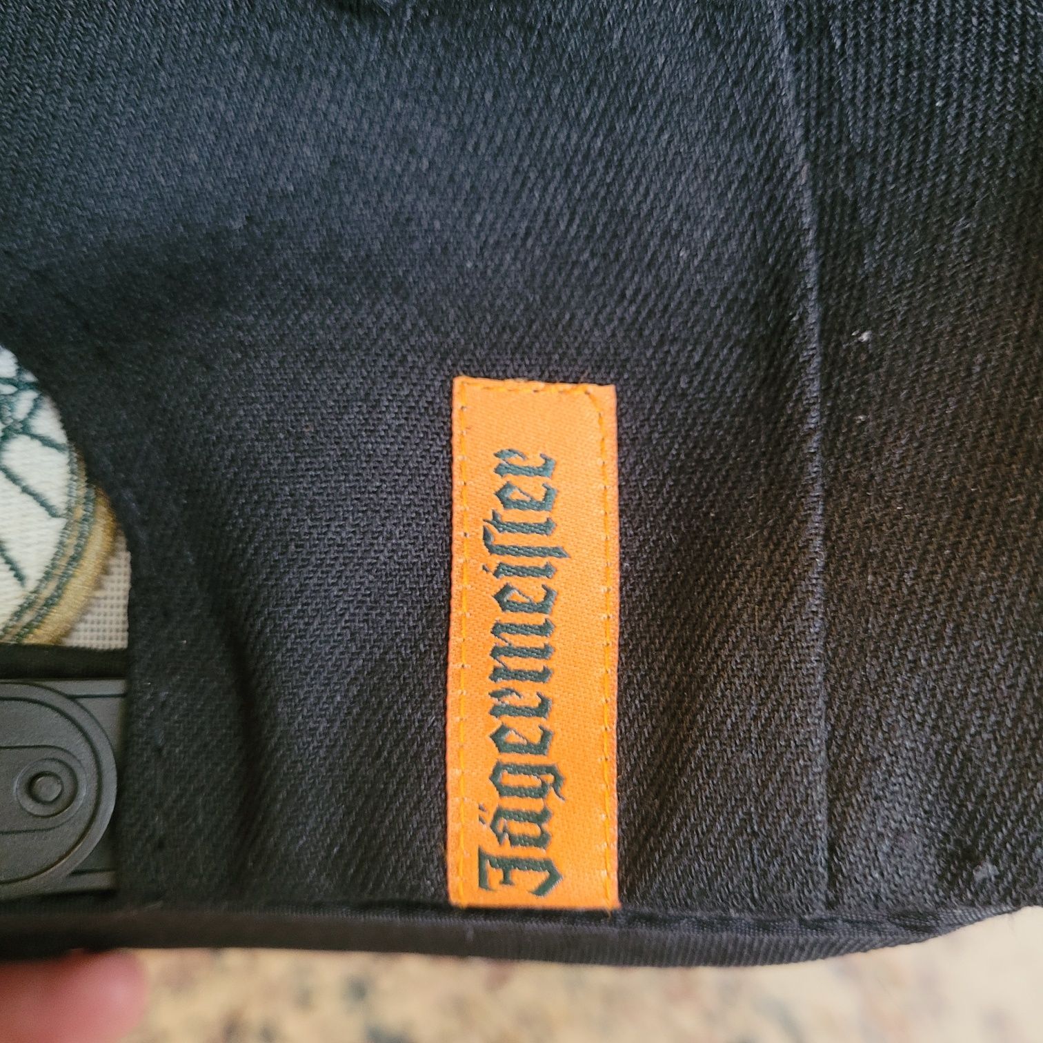 Czapka z daszkiem Jägermeister czarna nowa