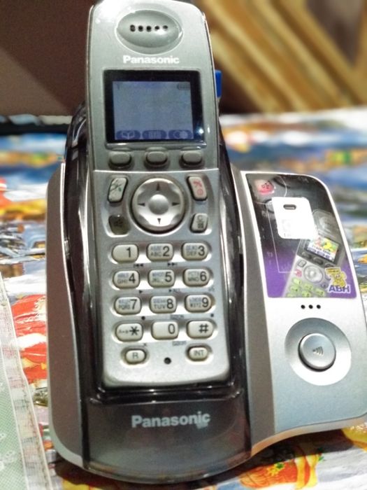 Радіотелефон Panasonic KX-TCD325UA