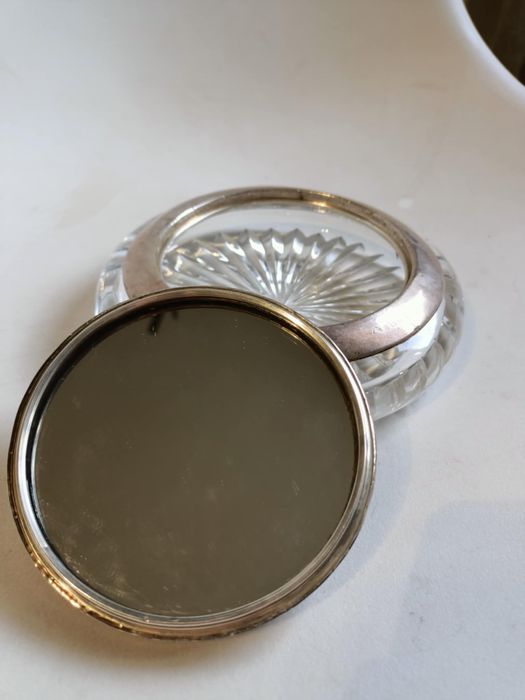 Srebrna puderniczka kryształ Anglia srebro