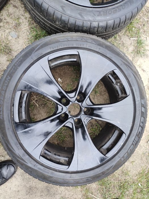 Шини з легкосплавними дисками VW Audi 8,5Jx19 ET15