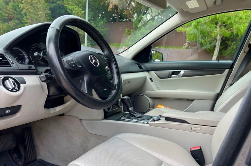 Mersedez-benz c220