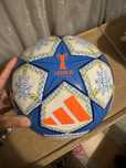 Bola adidas Champions League nova
