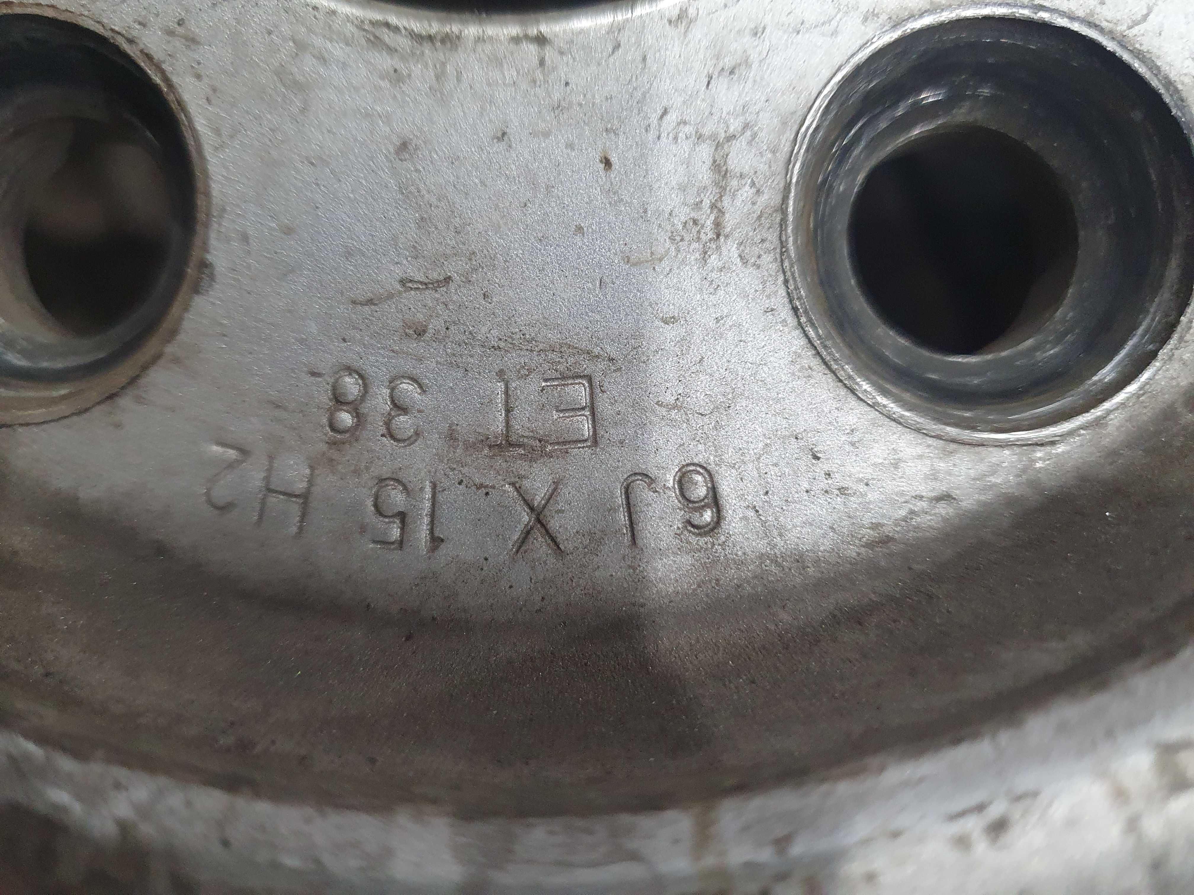 Felgi Koła alufelgi Audi 15 cali 5x100 opony 195/65/15 komplet audi a3