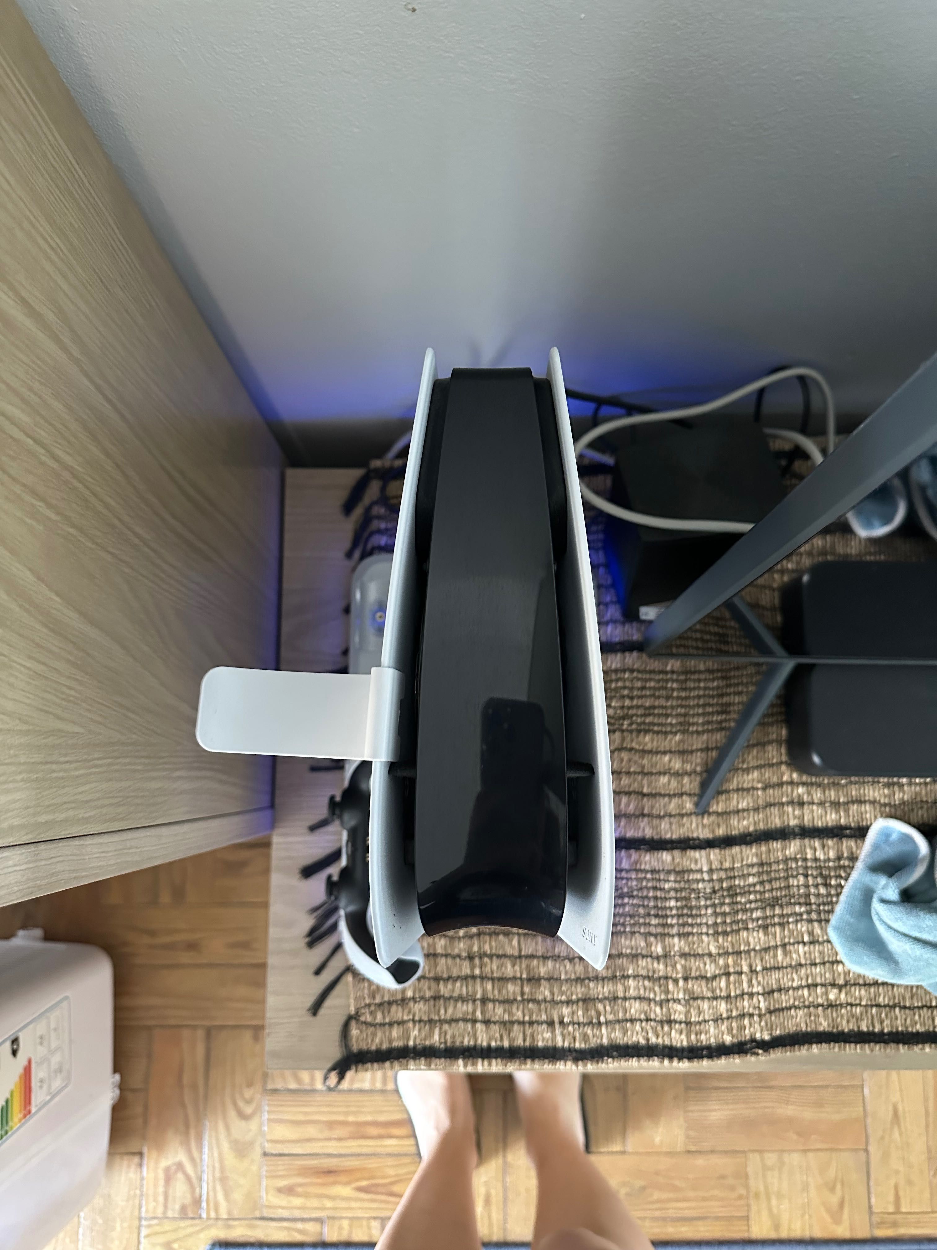 PlayStation 5 Standard + Comando + 3 Jogos + Base