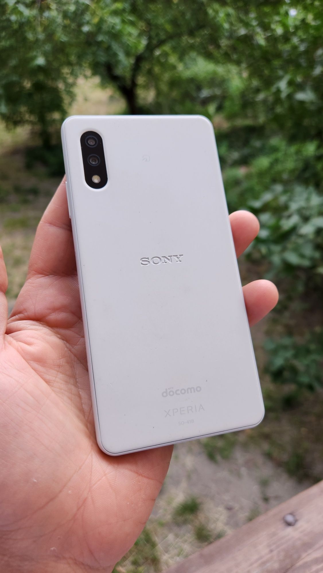 Sony ace 2 II 4/64 гарний компакт