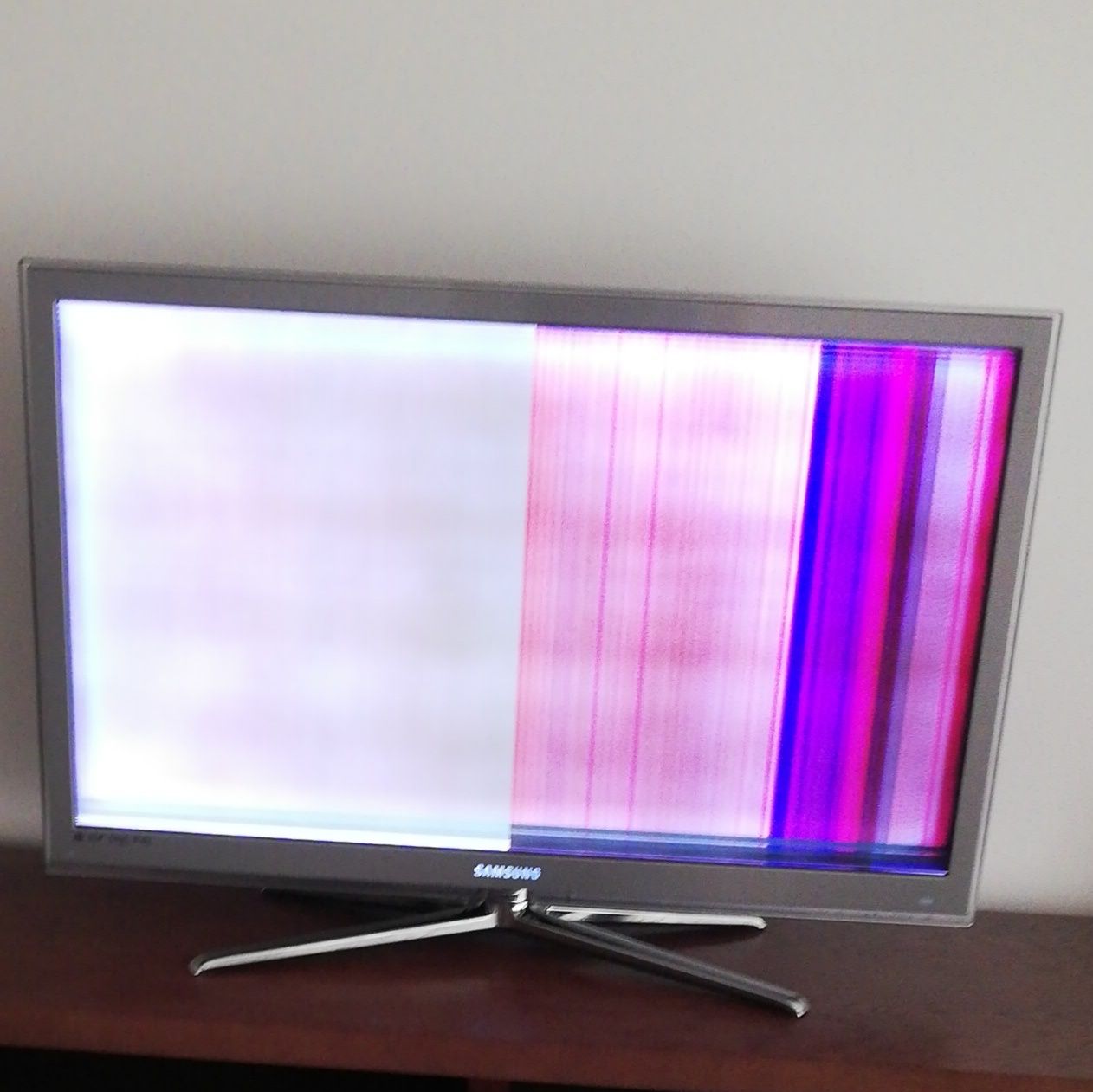 Televisão Samsung Led 3D série 8, 40 polegadas