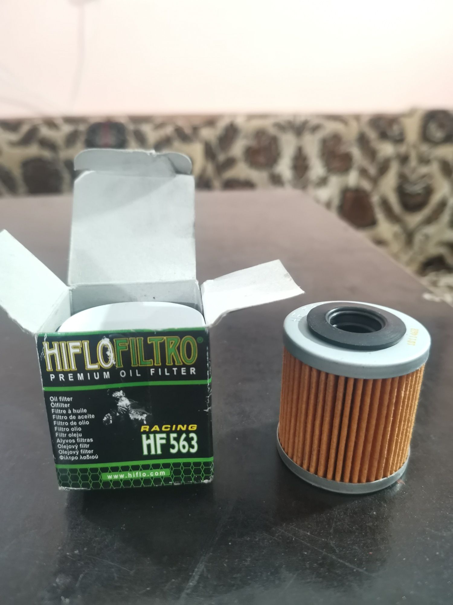 Продам для мотика масляный фильтр Hiflo HF563