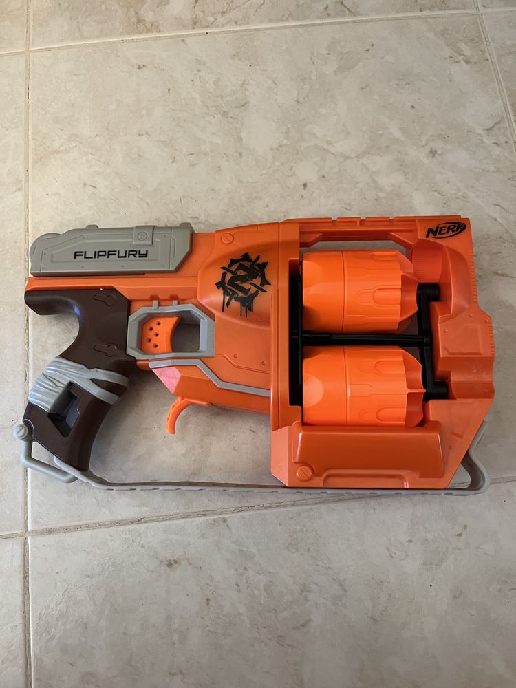 Nerf Flipfury usada em bom estado