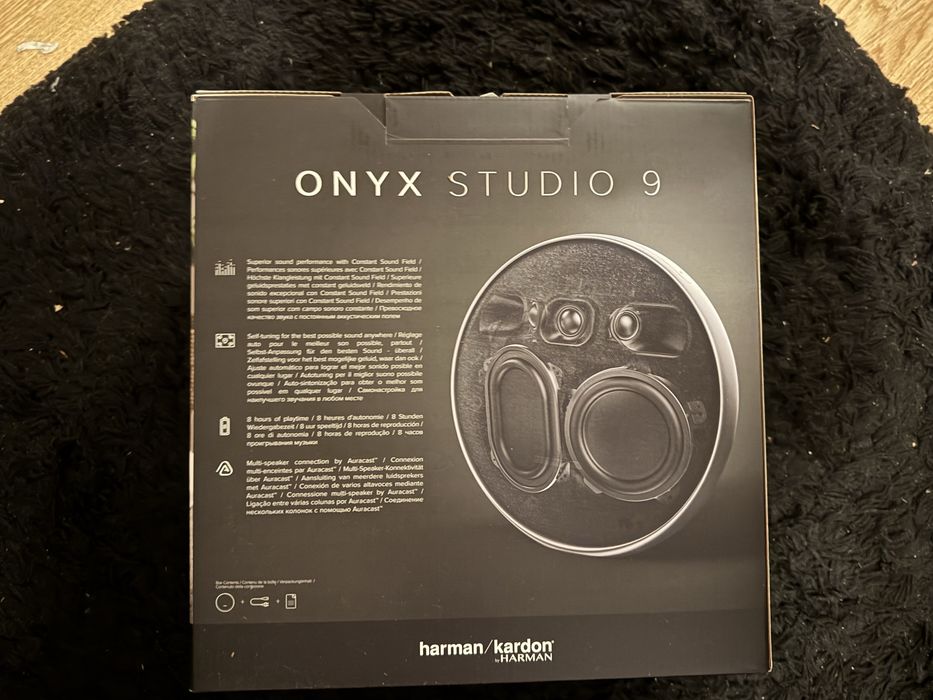 Harman Kardon Onyx Studio 9
