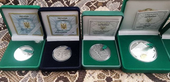 Обміняю монети НБУ срібло стан банківський 2 гривні