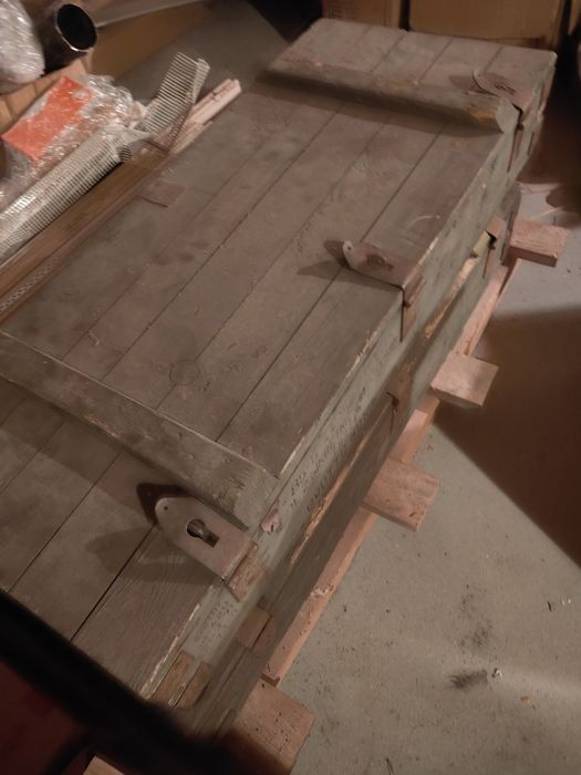 Skrzynia wojskowa dwie sztuki