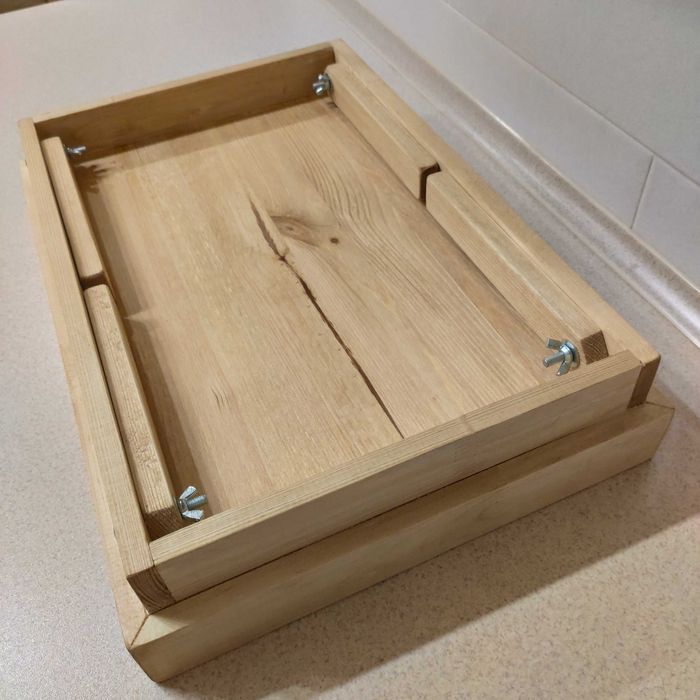 Столик для ноутбука. Столик для завтрака в постель на ножках