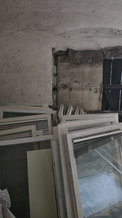 Okna drewniane vintage zdrowe, szczelne