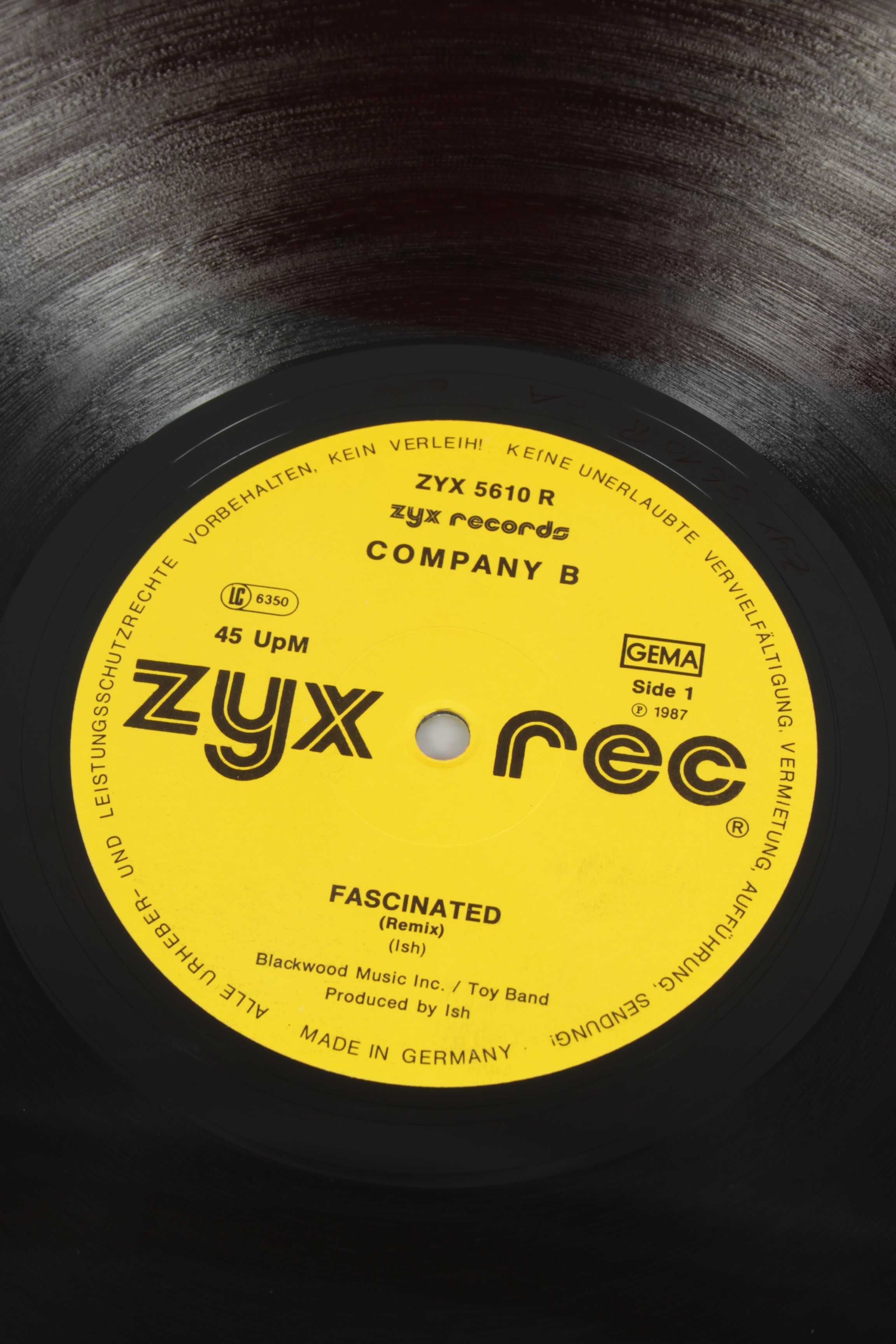 Company B - Fascinated (Remix) / Jam On Me (Remix) Italo disco