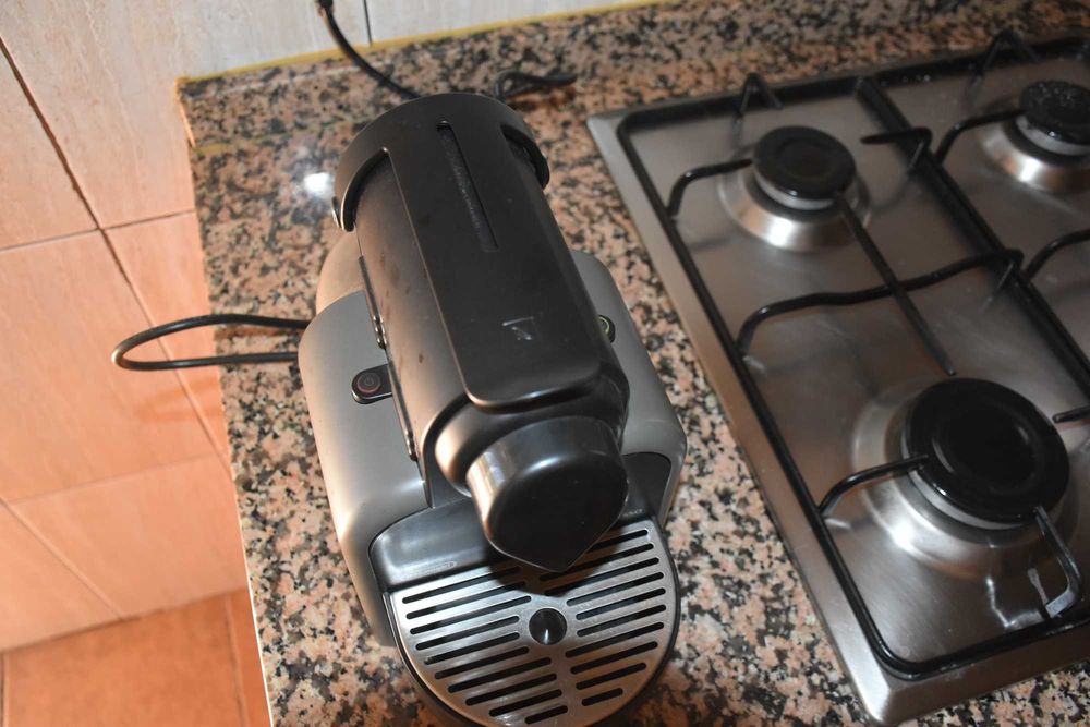 Máquinas de Café (Nespresso, DolceGusto e Haeger)