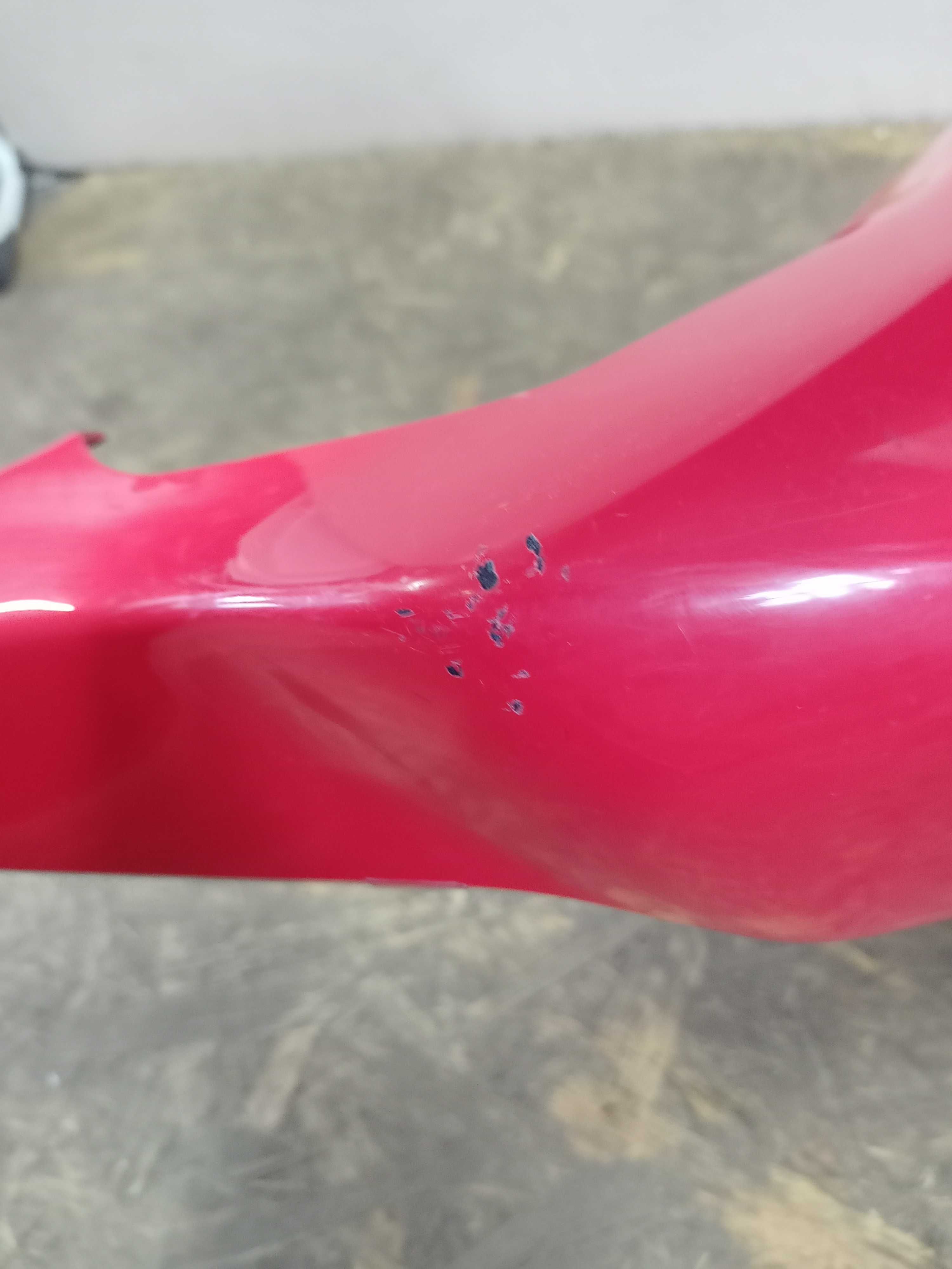 Honda CBR 900 RR Fireblade SC500 zadupek ogon cały rysy 02-03