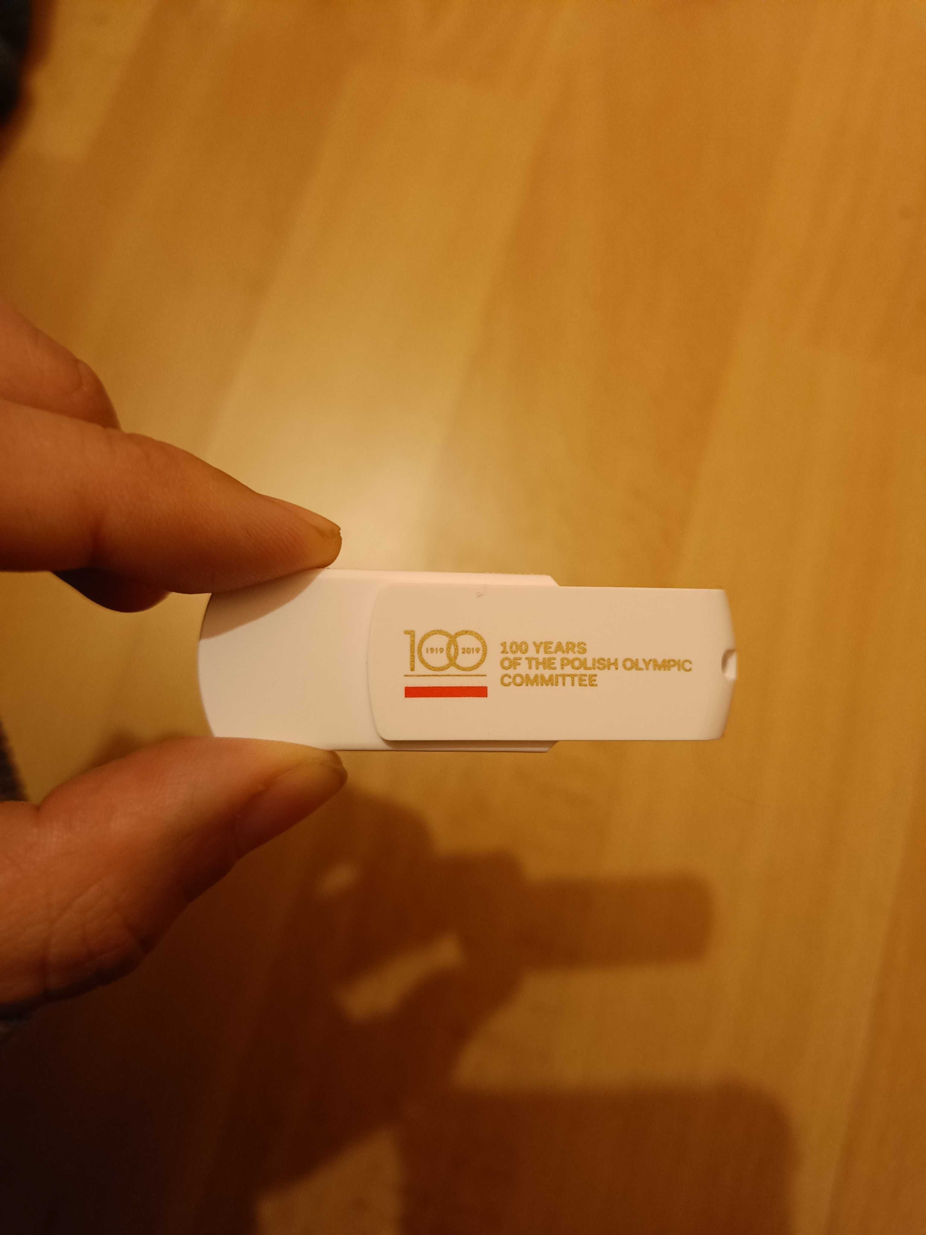 Pendrive 100 lat polskiego komitetu olimpijskiego