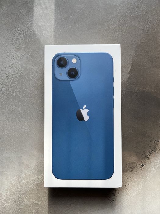 iPhone 13, 128 GB.