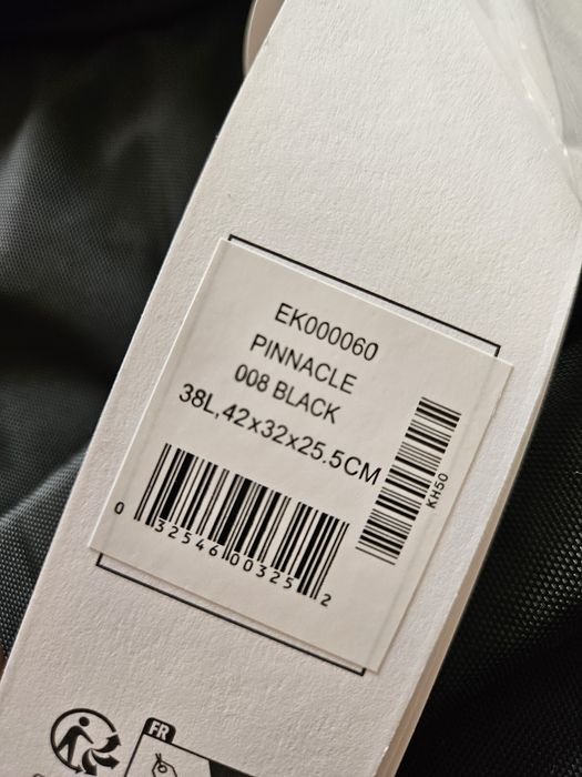 EASTPAK plecak Pinnacle, czarny, 38 L