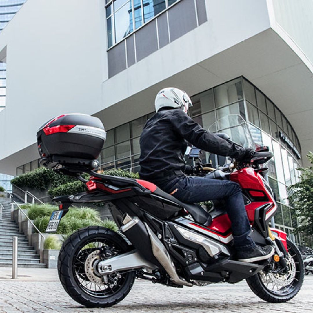 Кофр центральний бічний Givi V47NN (47l) Red