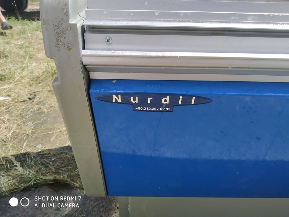 Продается холодильная ветрина Nurdil