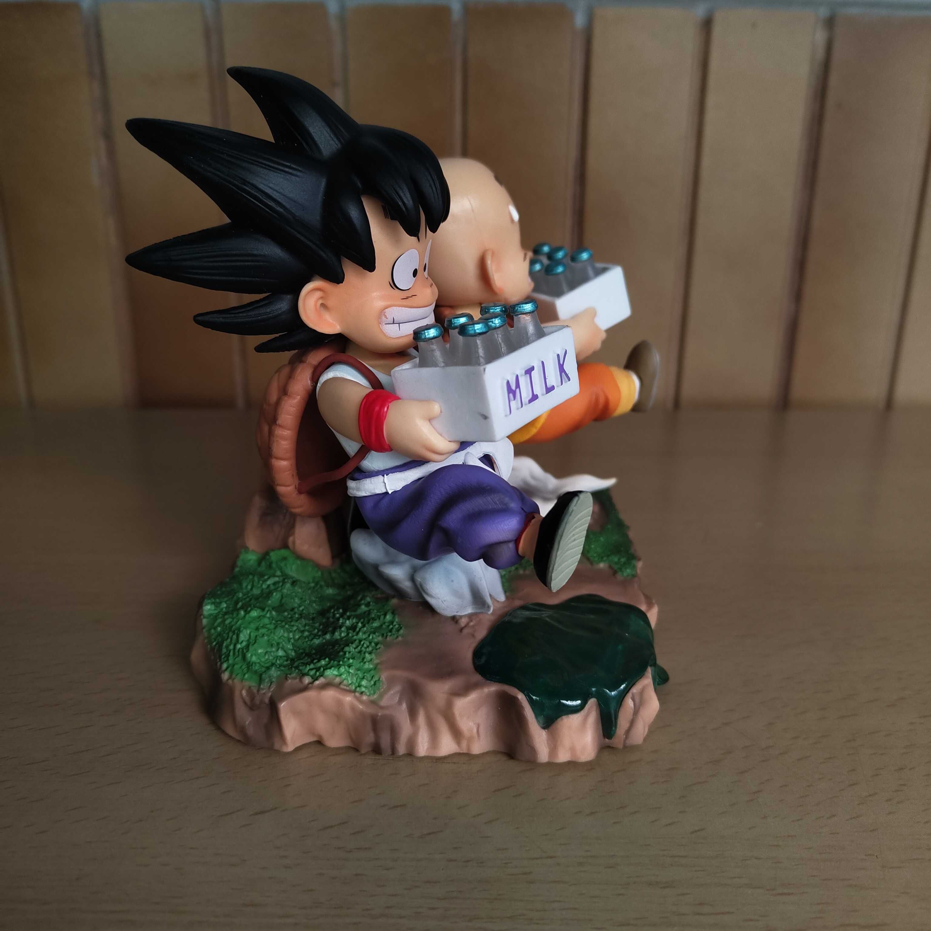 Boneco Figura Son Goku Krillin Milk Dragon Ball