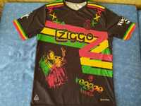 Футболка Adidas Ajax Bob Marley